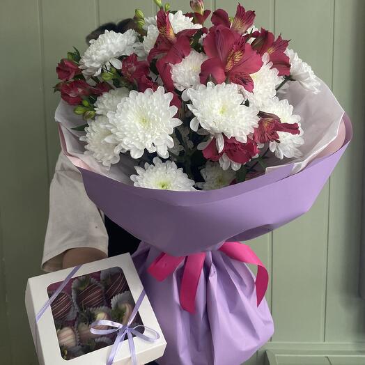 Комбо - сборный букет + клубника в шоколаде из 9 шт