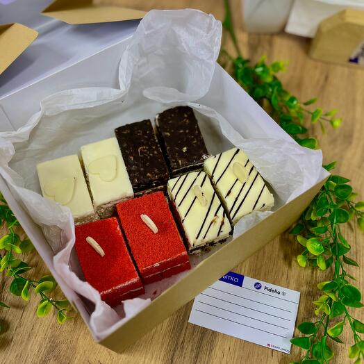 Набор пирожных