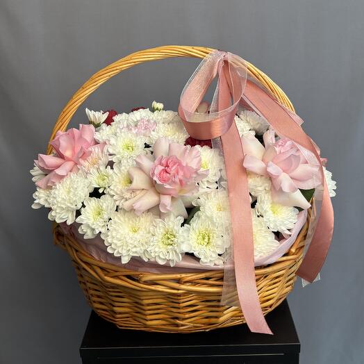 Корзина с цветами
