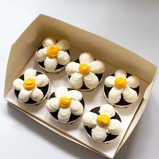 Капкейки ромашки 6 шт