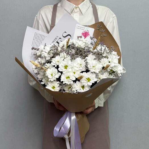 Букет кустовая хризантема ромашка, лимониум, пшеница