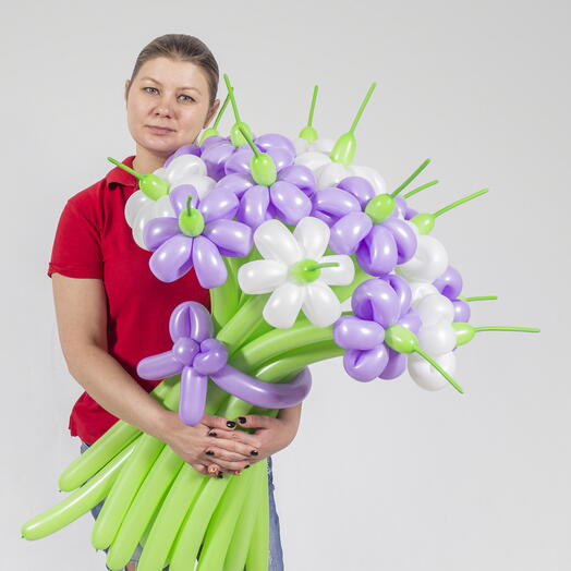 Букет «Вересковый цвет» из 15 ромашек