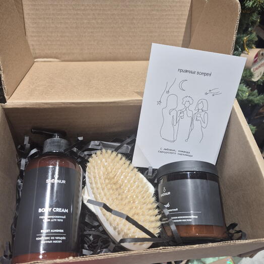 Подарок для мамы, коллеге