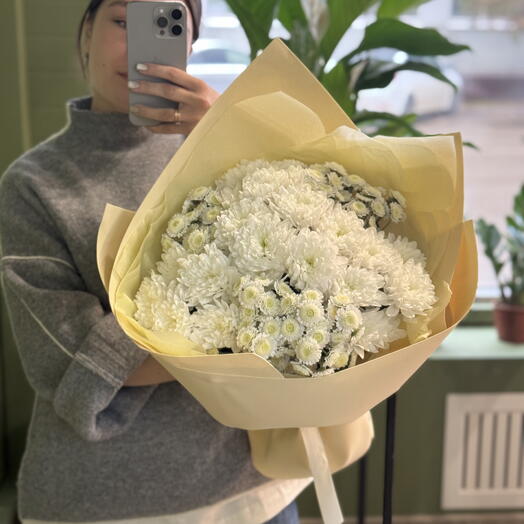 Букет из кустовых хризантем