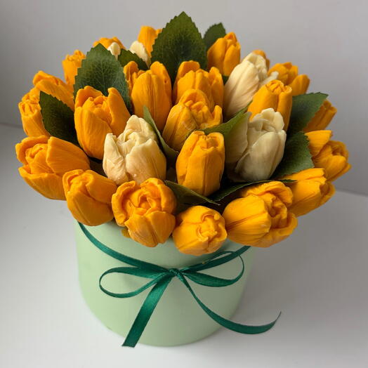 Желтые тюльпаны