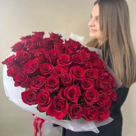 Букет из 51 красной розы