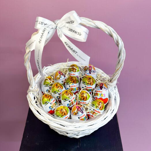 Корзина Kinder Сюрприз