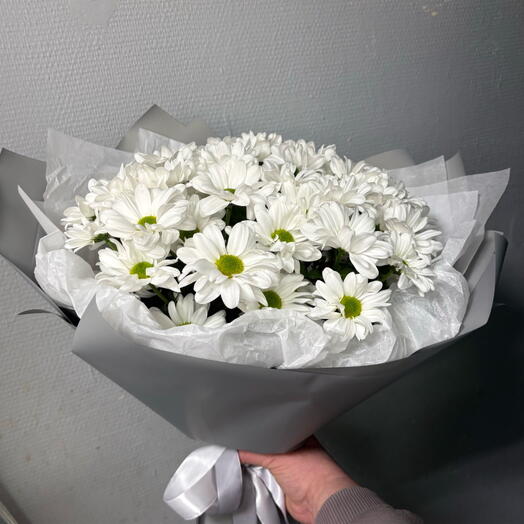 Букет белых ромашек