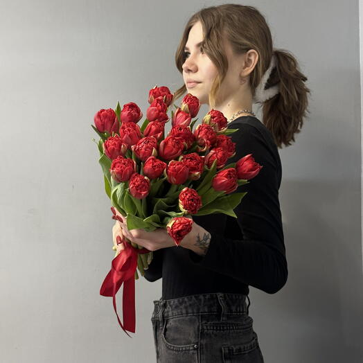 Монобукет из пионовидных тюльпанов 25шт