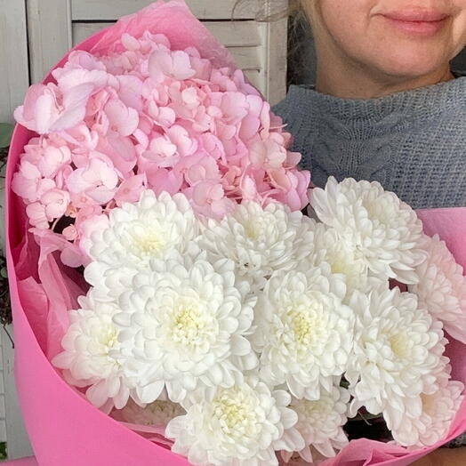 Гортензия и хризантемы🌸🤍🌸