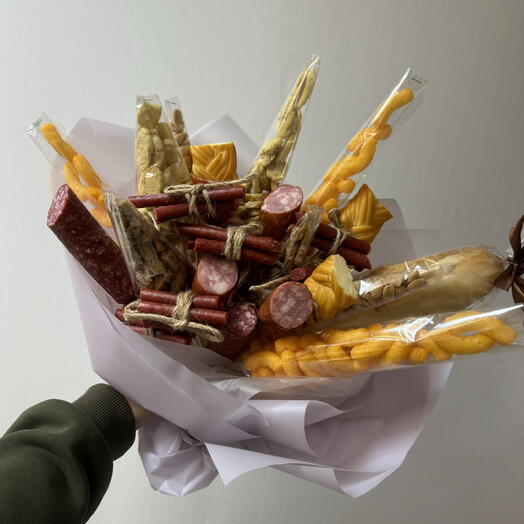 Букет мясной закусочный