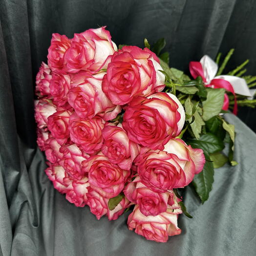 🌹Букет из роз «Джумилия»