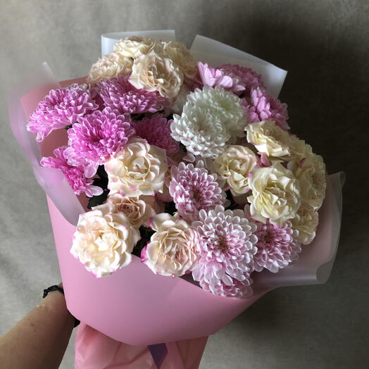 Букет 💐 🌹🔥😍из кустовых роз и Хризантем