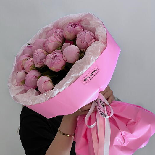 15 импортных пионов 💕