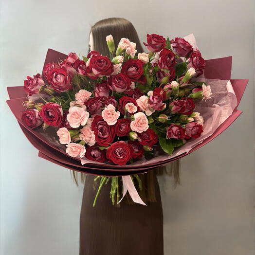 Красные Кустовые Розы 🌹 Большой букет