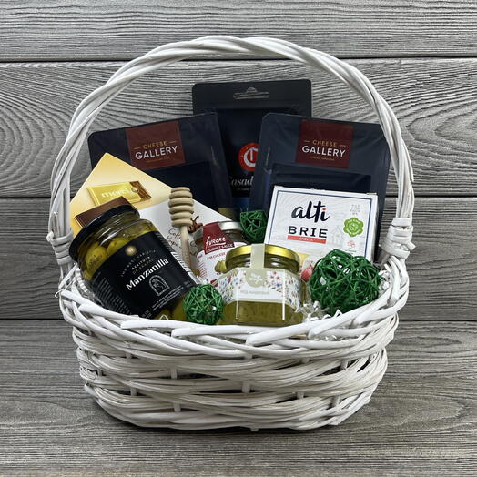 Feast Gift basket