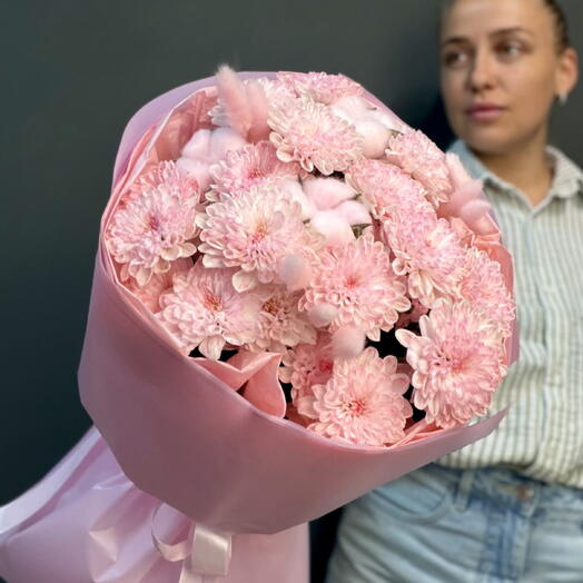 Нежный букет розовые хризантемы 🌸