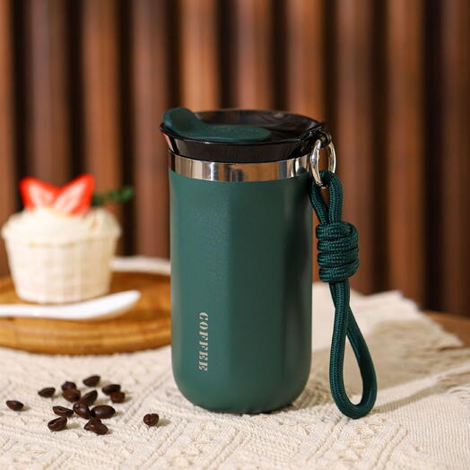 Термостакан Coffe Traveler с клапаном и темляком (зеленый)