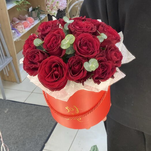 Коробка с розами