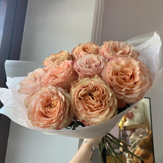Моно из пионовидных роз 🌸