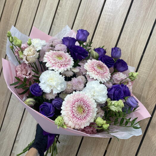 Авторский букет с Герберами , Фиолетовой Эустомой и Диантусами💜