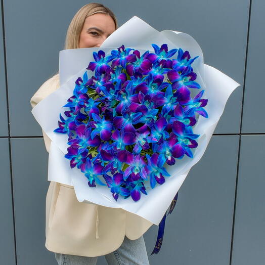 Букет Космос из орхидей. Монобукет 116. Leoraflowers
