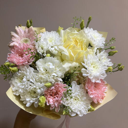 милая композиция с ароматной пионовидной розой🌼