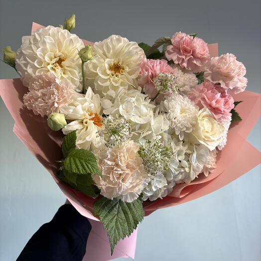 Букет из георгин, диантуса, гортензии 🌸💕