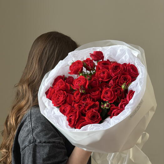 Букет из 9 кустовых роз