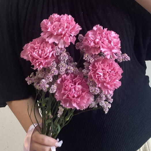 Стойкий розовый букет для дома - диантусы и лимониум 🌸💗
