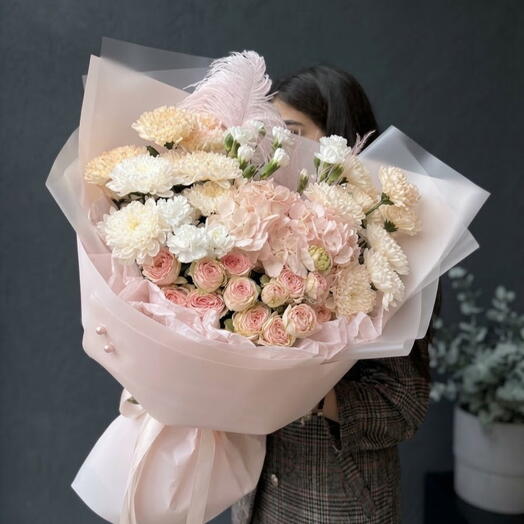 🧡Кремовый букет со стойким составом🧡Гортензией и кустовыми розами🧡