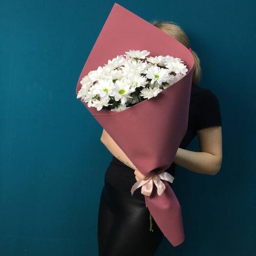 Bouquet of 5 white chrysanthemums in foamiran