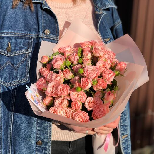 Ramo de rosas de arbusto