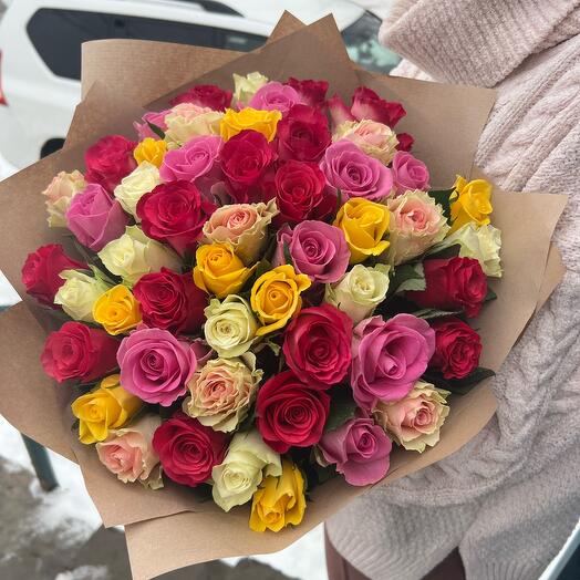 51 роза микс с упаковкой