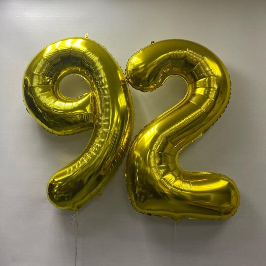 Balloons Numbers 92 on the cargo gold 1 meter