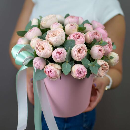 Mansfield Park peony roses in a box L