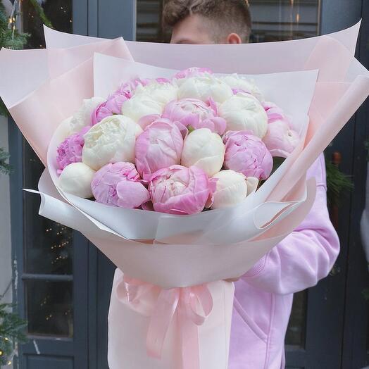25 peonies