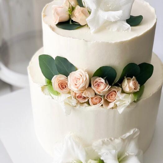 Wedding cake with edible candied fruits