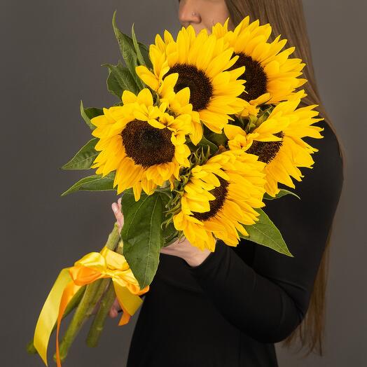 Букет из подсолнухов 🌻
