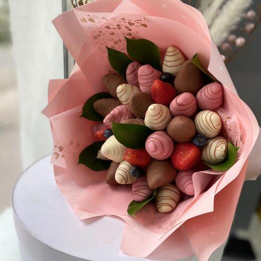 Букет из клубники в шоколаде🥰