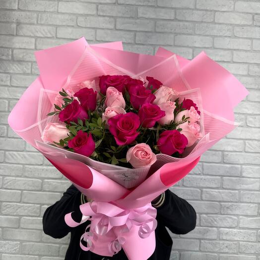 25 голландских роз