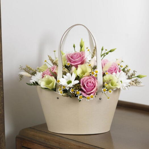 Mothers day Flowers in a box - floral shopping bag