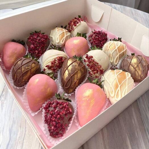 Chocolate-covered strawberries 16 pieces mix