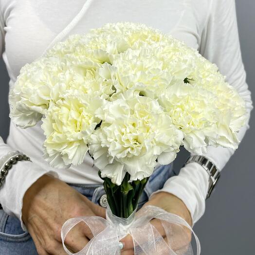 Bridal bouquet with white dianthus