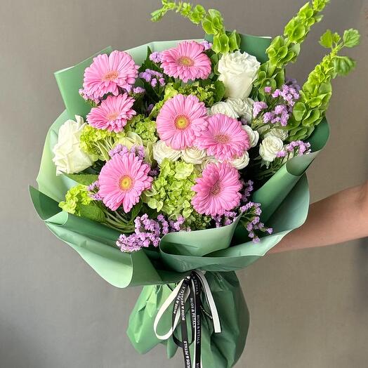 Pink Daisy Bouquet