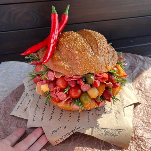 Мясной бургер для папы