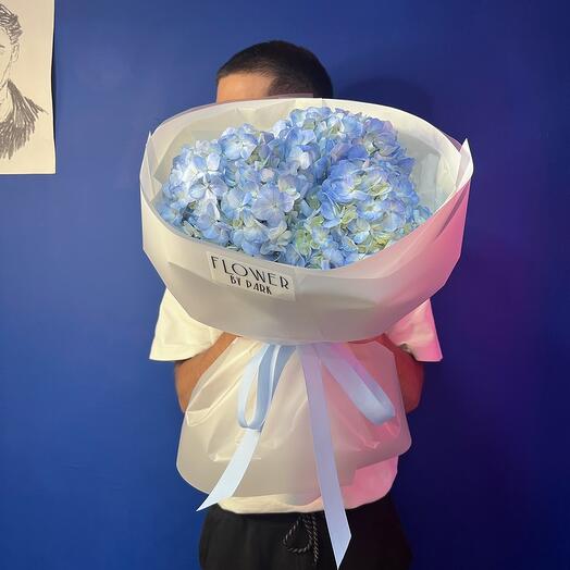 Моно букет из гортензий