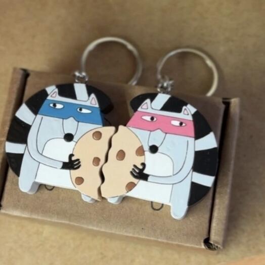 Парный брелок «Еноты»