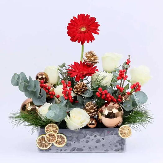 Seasons Wishes Flower Basket