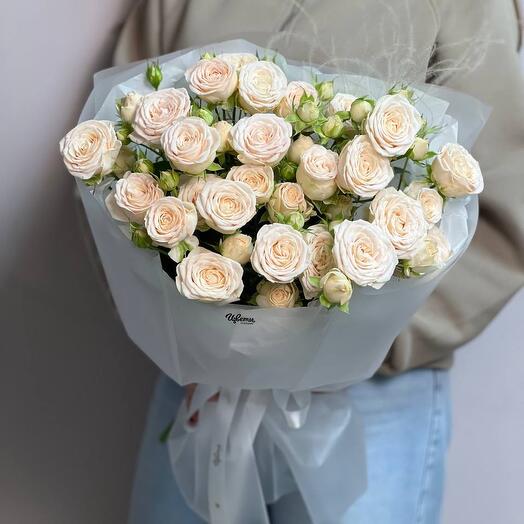 Букет из кустовых роз, 7 шт